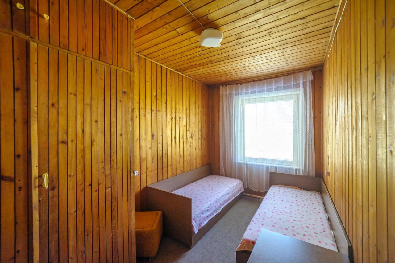 Ostello Nostalgija Pervalkoje Neringa Esterno foto
