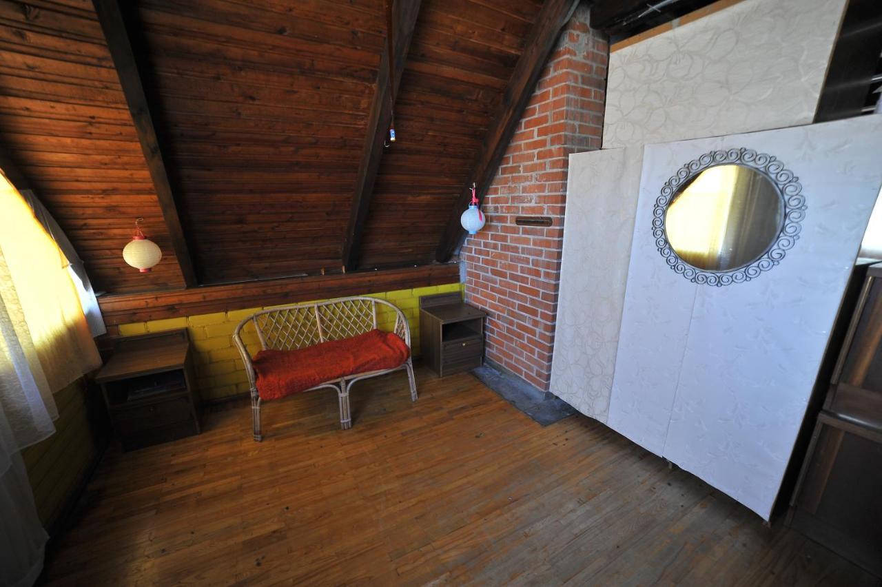 Ostello Nostalgija Pervalkoje Neringa Esterno foto